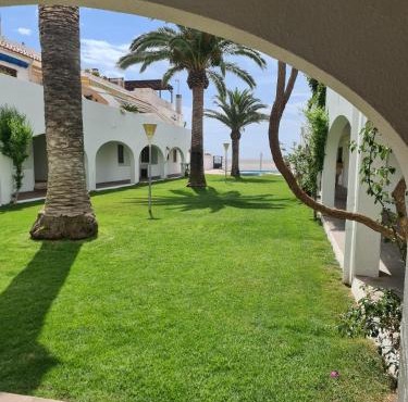 Casas Blancas Parque Montroig