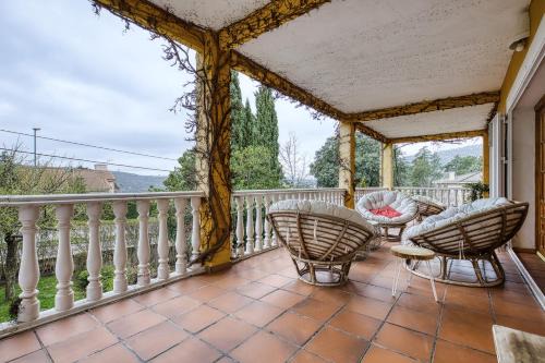 Chalet a 45min de Madrid ideal para familias hasta 12 personas