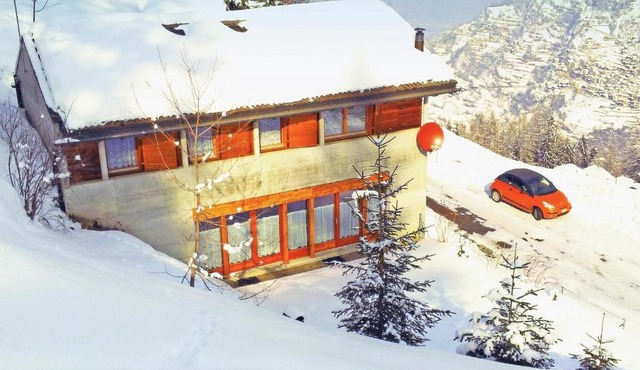 Chalet Theo in Riddes