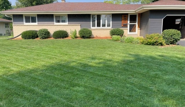 Charming 3 Bedroom Home! in Menomonee Falls