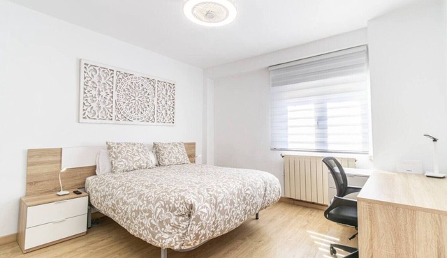 City Stay with 3 Bedrooms