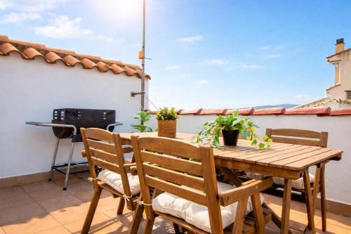 coqueta casa rural con terraza y barbacoa