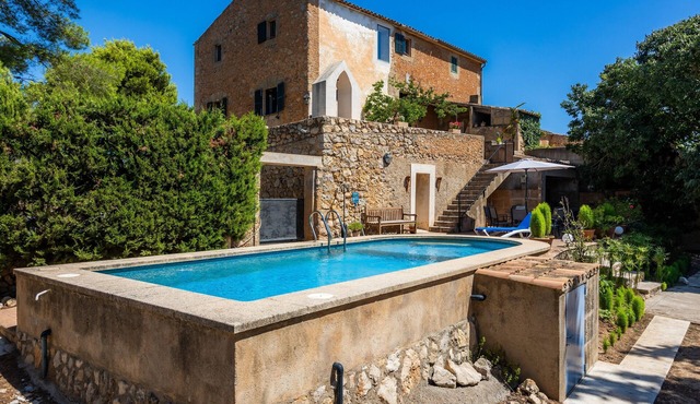 Country House 'So Na Sopa' with Mountain View, Wi-Fi and Air Conditioning in Artà