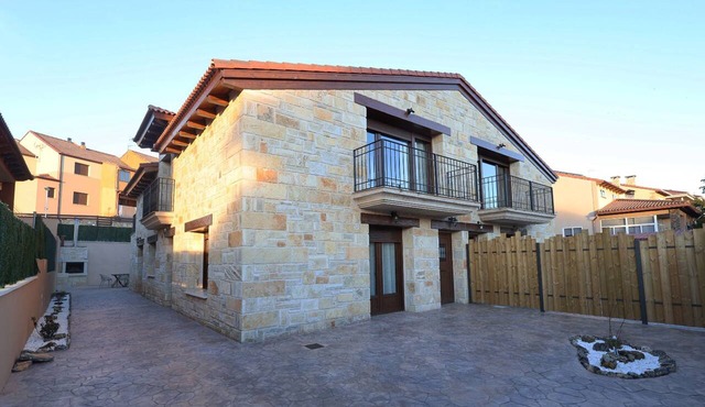 Country Villa Puerta del Gallo (Molina de Aragón–Alto Tajo)