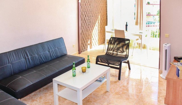 Cozy apartment in Alicante with WiFi
