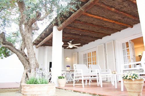 Cozy marine & spa villa in Cambrils
