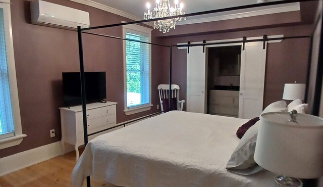 Cranberry Moon Inn B&B in Bala