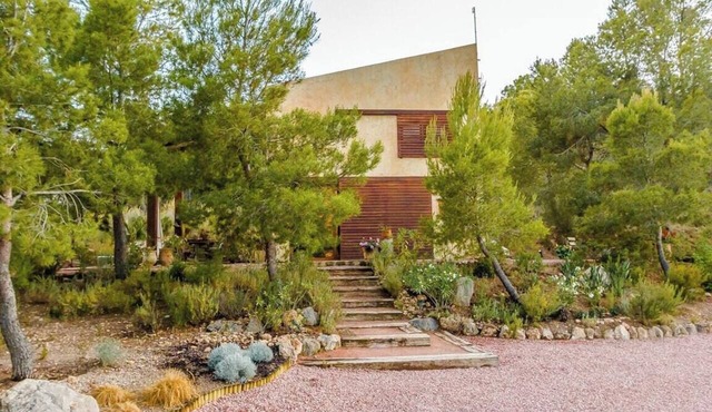 Design nature cabin with pool near Alicante