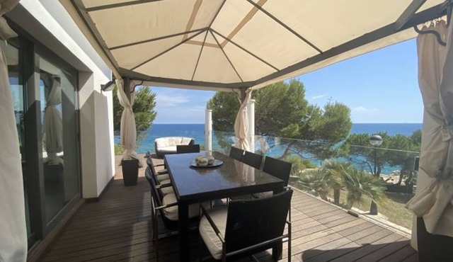 Elegant Villa in Torredembarra with Sea View