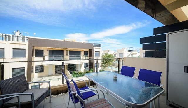 Apartamento Moderno con Solarium de 65m2