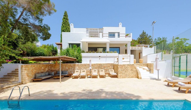 Villa Romero Luxury | Ibiza Art House
