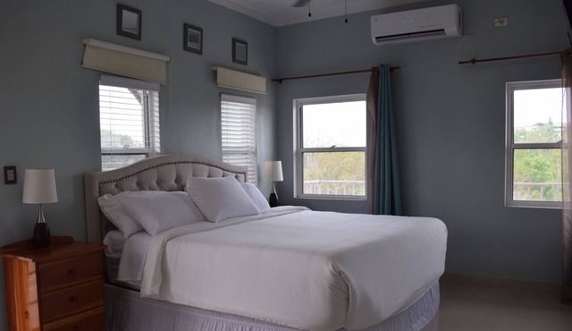 Executive Suite, Fully Furnished Luxury Apartments in Belmopan