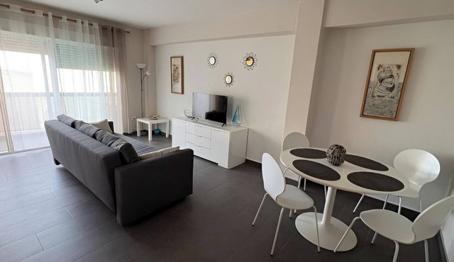 Exterior apartment five minutes from the beach and 15 minutes from Valencia. in VC