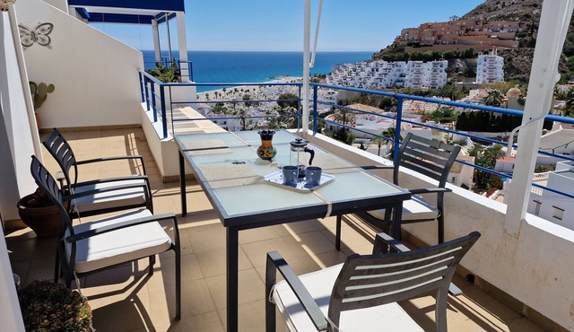 Fantástico Apartamento en la Planta Alta con Increíbles Vistas al mar in Ventanicas-el Cantal