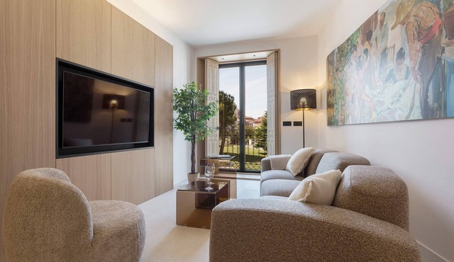 Genteel Home Solanilla I