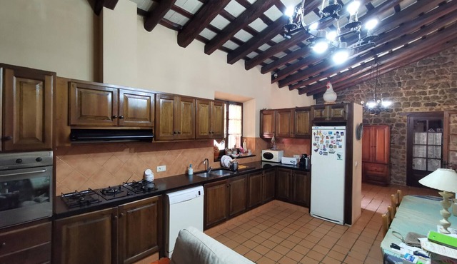 Gite Llagostera, 5 bedrooms, 11 persons