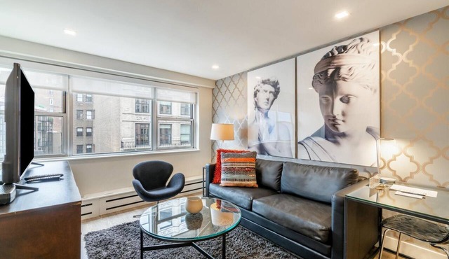 Greenwich Luxury Living | Pet-Friendly, W/D in New York