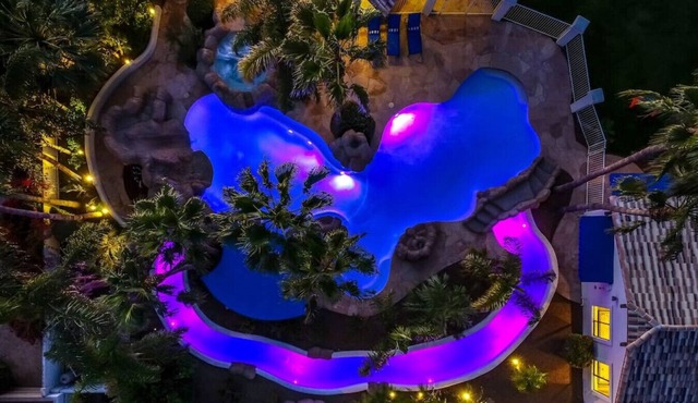 $ HALF MILLION DOLLAR POOL w/LAZY RIVER $ in Scottsdale