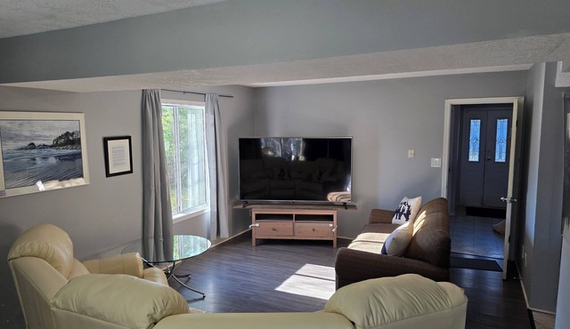 Hideaway Haven by the Lake in Lake Cowichan