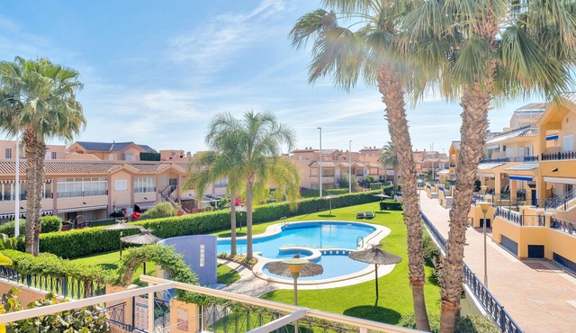 Holiday Home 'casa en la playa con piscina y terrazas n. Grande" in Santa Pola