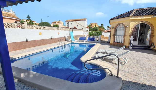 Homerez - Spacious villa with private pool in Mazarrón