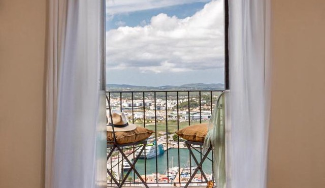 Hotel La Torre del Canonigo - Small Luxury Hotels