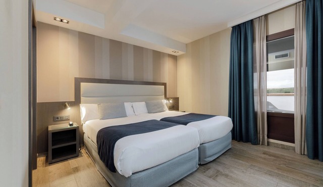 Hotel Reina Cristina