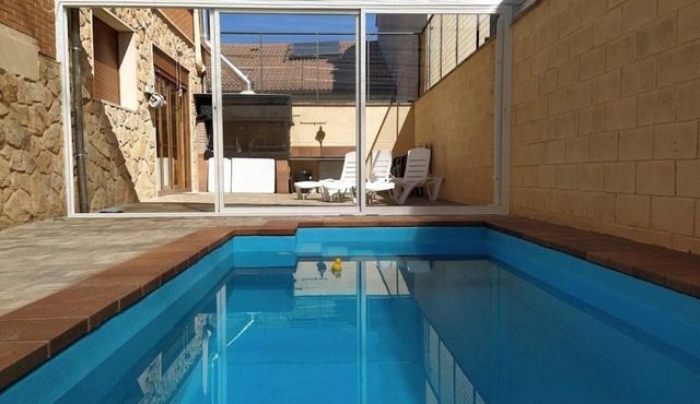 La Casona De Cuéllar: Rural House for Groups with Pool in Segovia