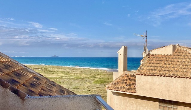 Large terrace 140m from the Mediterranean Sea