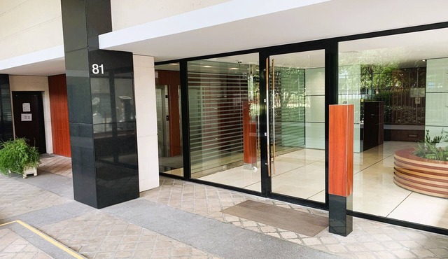 "Le Paradis" | 2 bedrooms, balcony, parking (70m2) in Boulogne-Billancourt