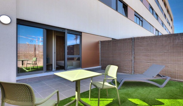 Livensa Living Studios Madrid Alcobendas Parking Free