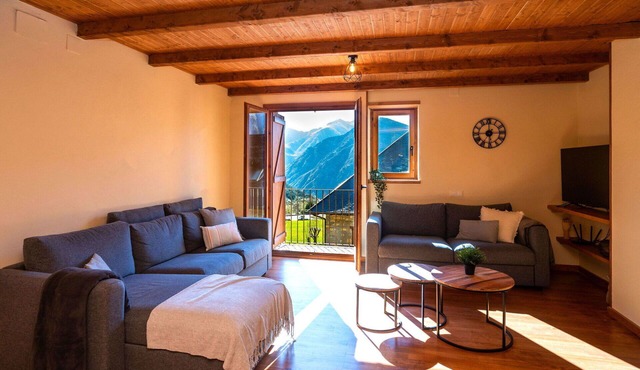 Lovely apartment for 6 guests with WIFI, TV and balcony