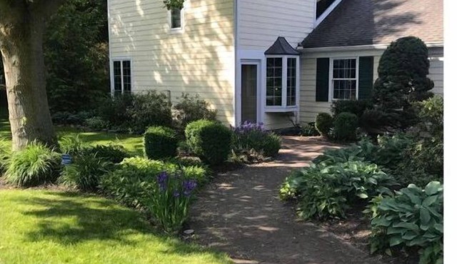 Lux Pittsford Gem Spacious Beautiful interior in Pittsford