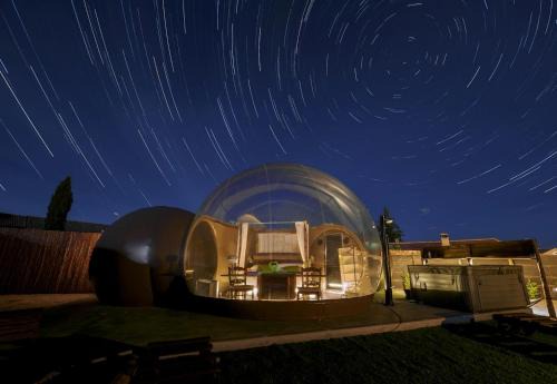Luxury Stargazing Bubble for a Peaceful Romantic Escape in Segovia, Spain