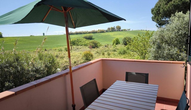 M195 - Marcelli, three-room apartment with terrace 200m from the sea in Marcelli