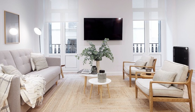 Mayor Suite 1 by FeelFree Rentals