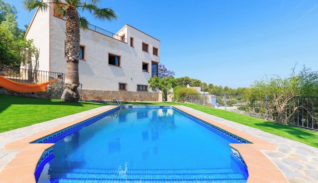 Mediterranean Pool Villa - Unik Vacation