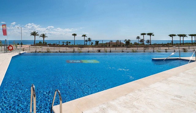 Modern apartment, sea view - 4 guests
