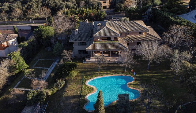 Montesión 71 Villa with swimming pool, Puy du Fou