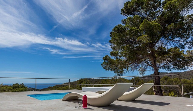 My Rental Homes - Villa Tomsk with private pool near the sea and panoramic view