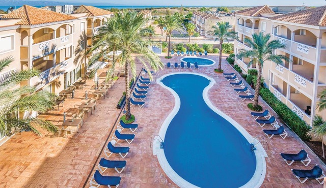 Nice apartment in Riumar-Deltebre with swimming pool