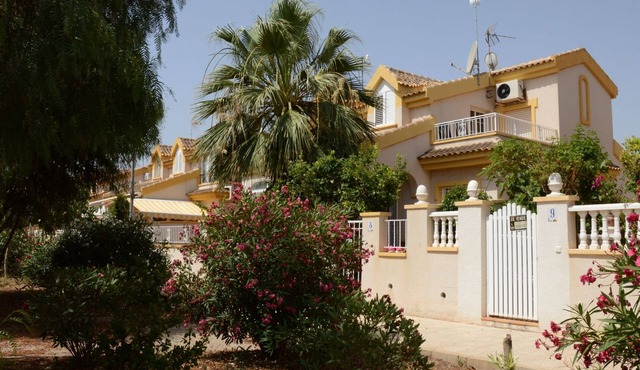 Olivos 8 by Interhome
