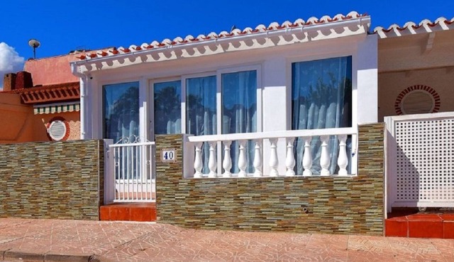 PALMERA 40 by Interhome