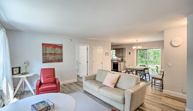 Peaceful Athens Retreat at Sleepy Hollow Lake in Athens