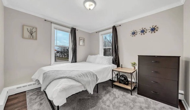Perfect Location in Heart of Village in Hamburg