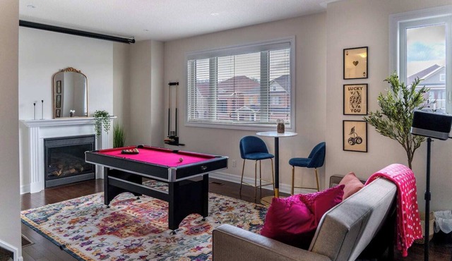 Pool Table/Ping Pong/Projector/Darts/Fire Table in Milton
