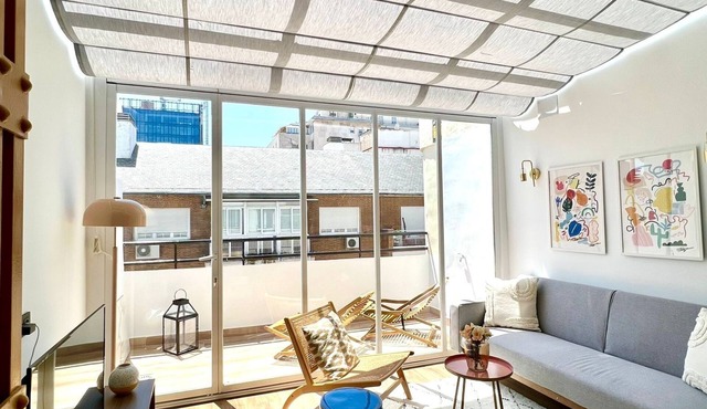 PRIME penthouse in Chamberí: light, terrace and design