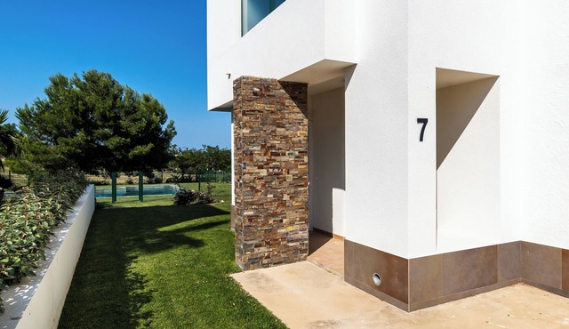 Private House with Views and Exclusivity