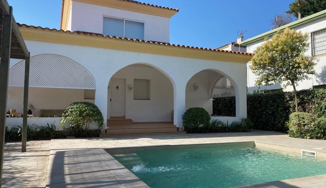 R5 Casa colonial with private swimming pool in Coma-ruga
