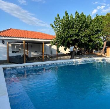 RENTALAYA! Villa Urban Luxe Reus